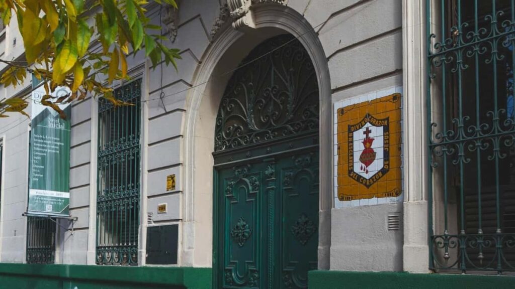 إزاي مؤثري بنترست في مصر يتعاونوا مع براندات الهند