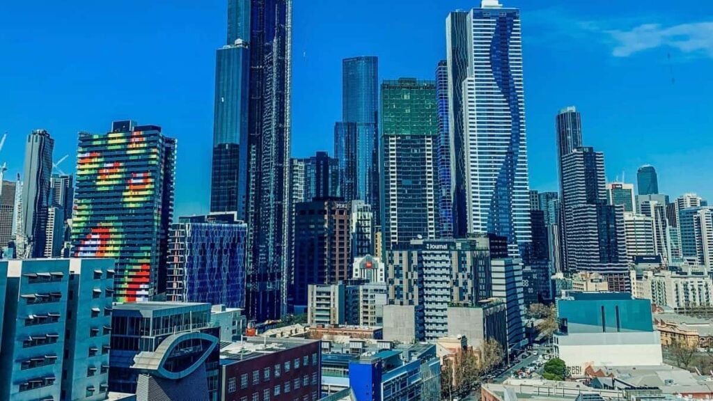 ازاي مؤثرين فيسبوك في مصر يتعاونوا مع علامات تجارية في ألمانيا