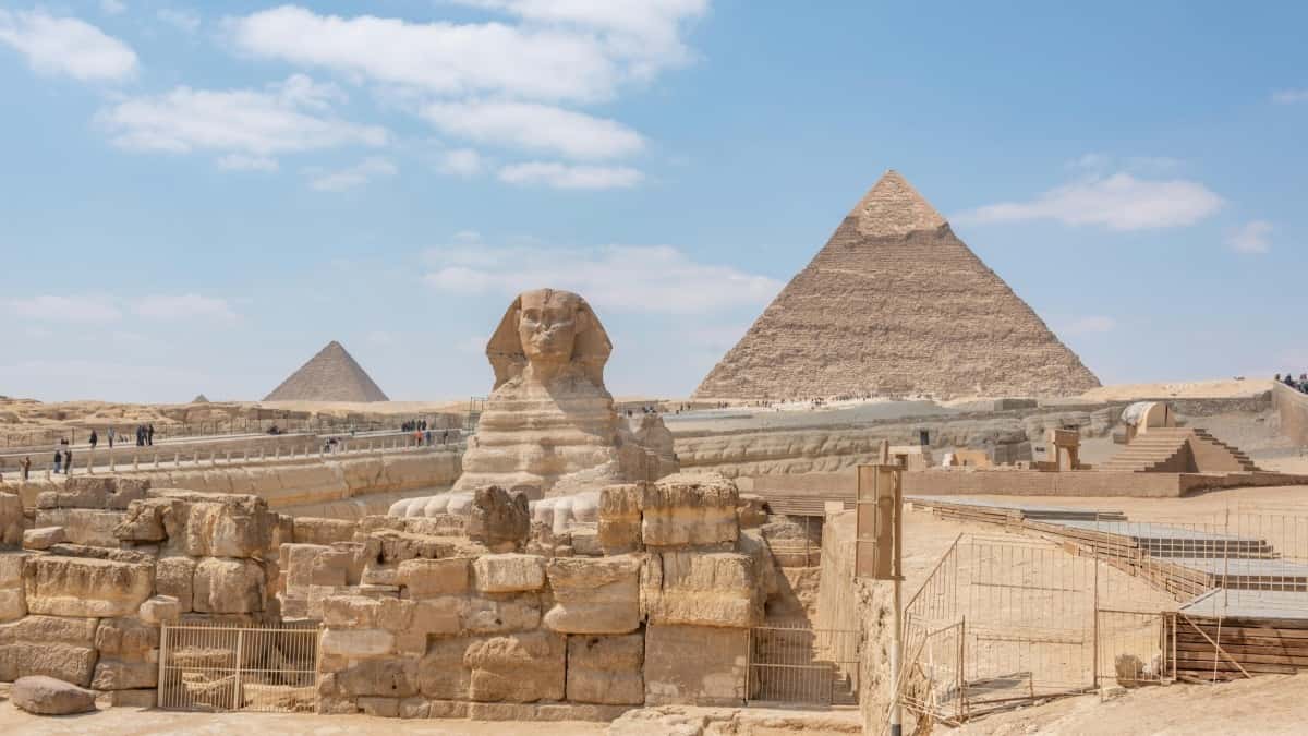 أفضل 10 مؤثرين على واتساب للتعاون معاهم في إسبانيا